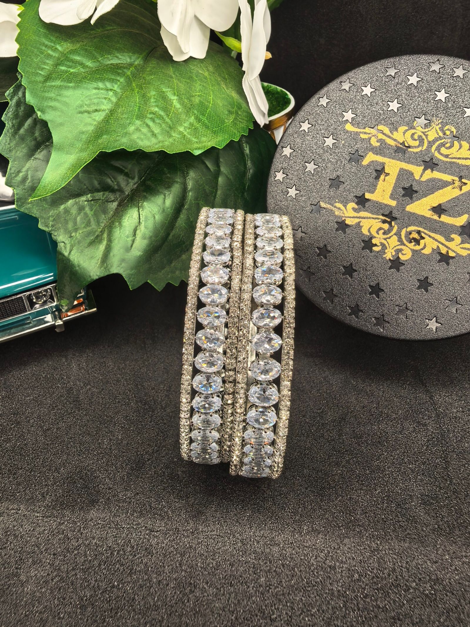 2 Pieces teddy amreican bangles set for women 28 size-মহিলাদের জন্য ২-পিস টেডি অ্যামেরিকান বালা সেট, পার্টি, বিয়ে ও উৎসবের জন্য। - Image 4