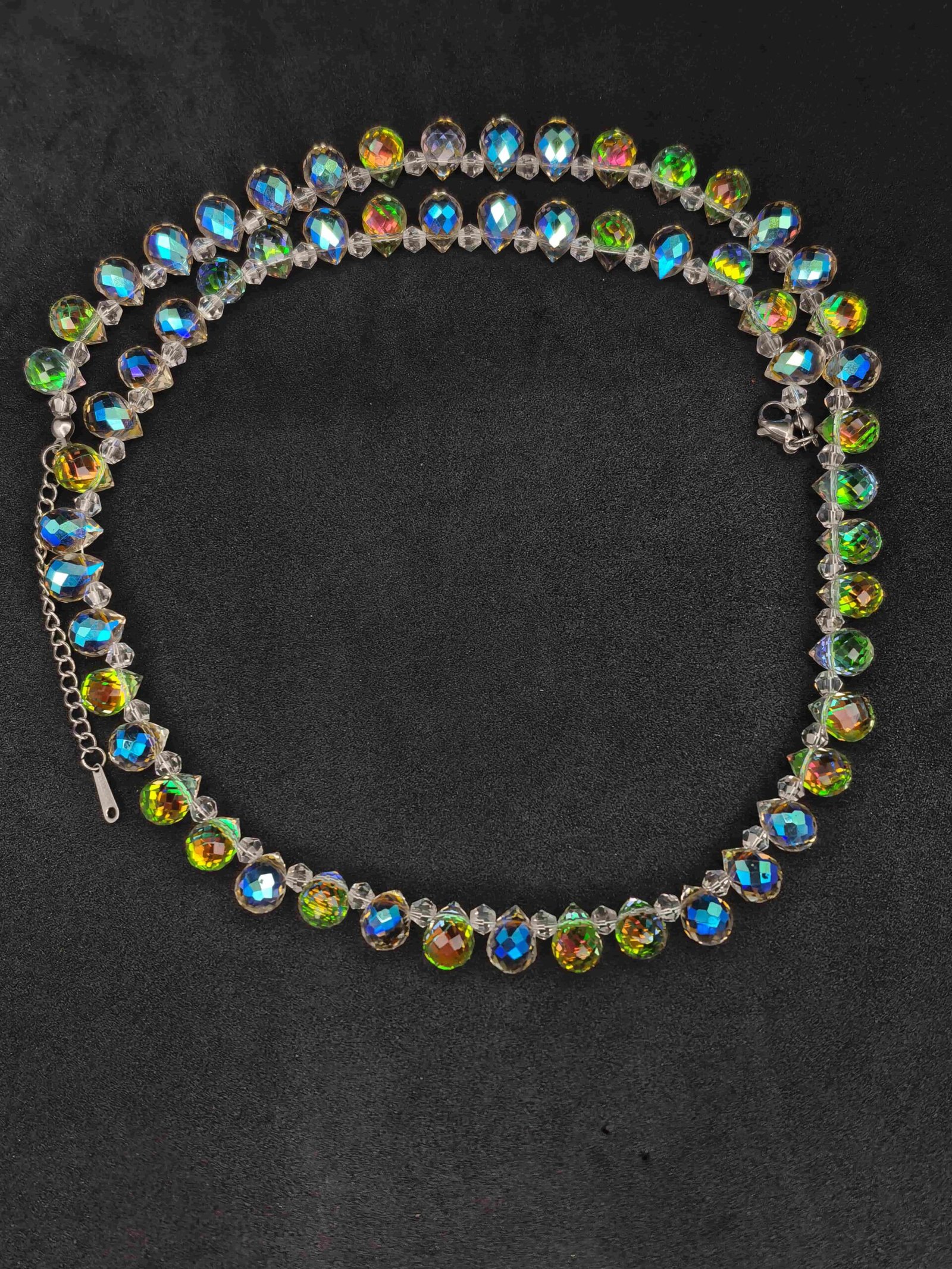 Crystal glass mala-মহিলাদের ক্রিস্টাল গ্লাস মালা পার্টি ও উৎসবে স্টাইল ও ঝকঝকে লুকের জন্য