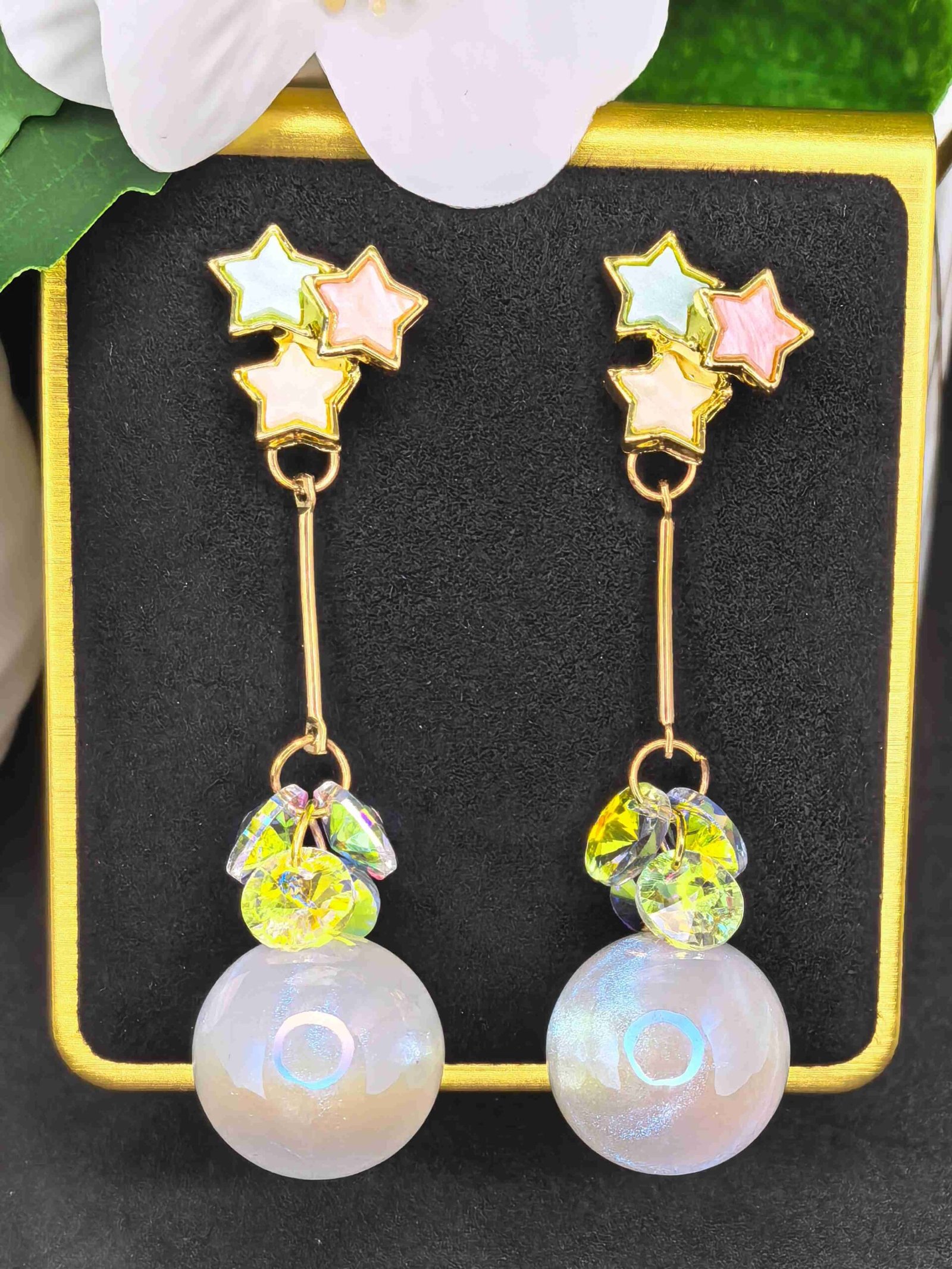 Fashion Drop Earrings with Pink Imitation Pearls & Colorful Star Design-পার্টি ও উৎসবে স্টাইল বাড়ানোর মহিলাদের পিঙ্ক পার্ল ও কালারফুল স্টার ফ্যাশন ড্রপ ইয়াররিংস - Image 4