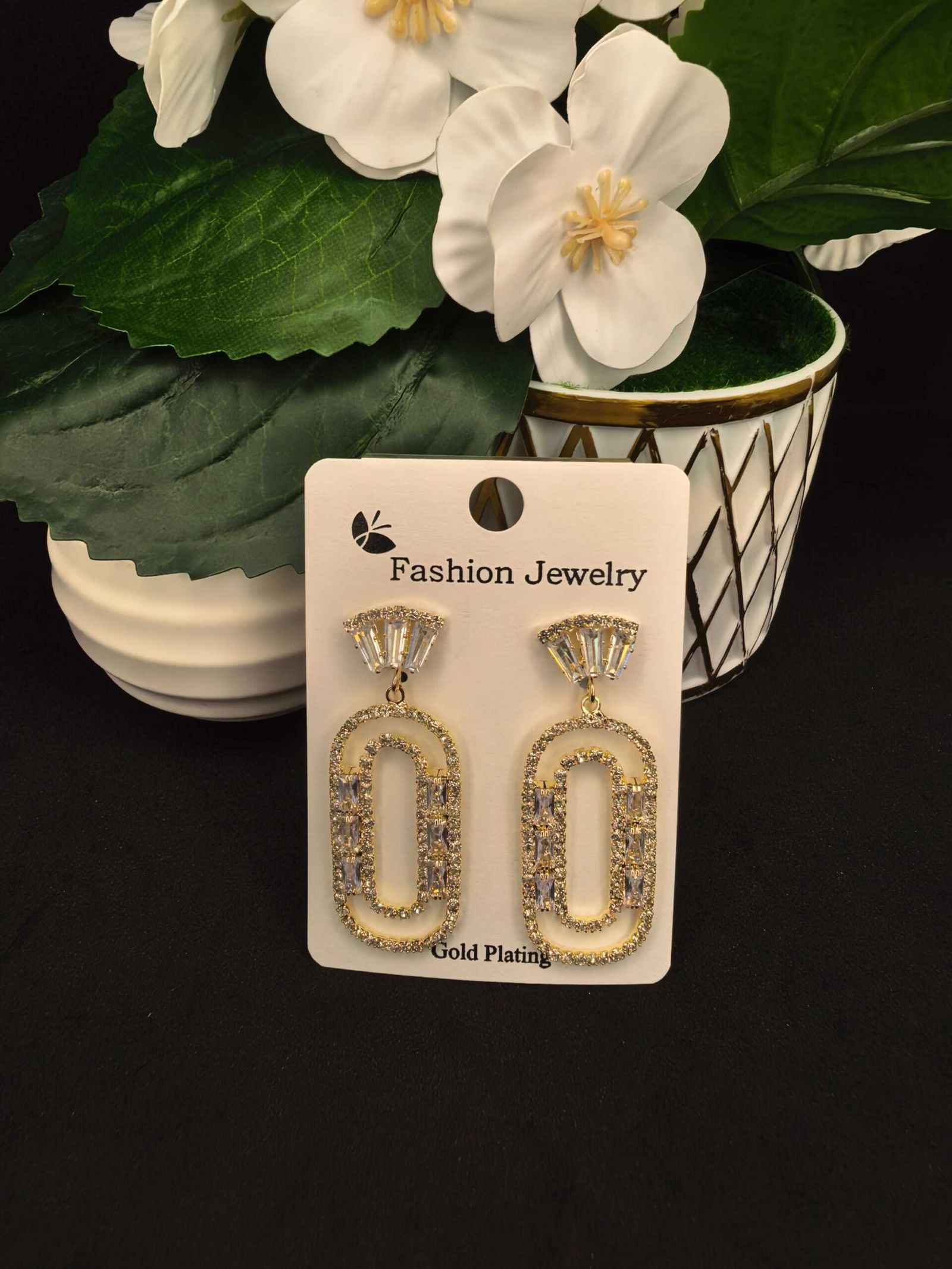 Gold Plated Silver Stone Earings for Women | মহিলাদের জিওমেট্রিক স্টাইল ক্রিস্টাল গোল্ডেন ইয়াররিংস পার্টি ও উৎসবের জন্য - Image 3