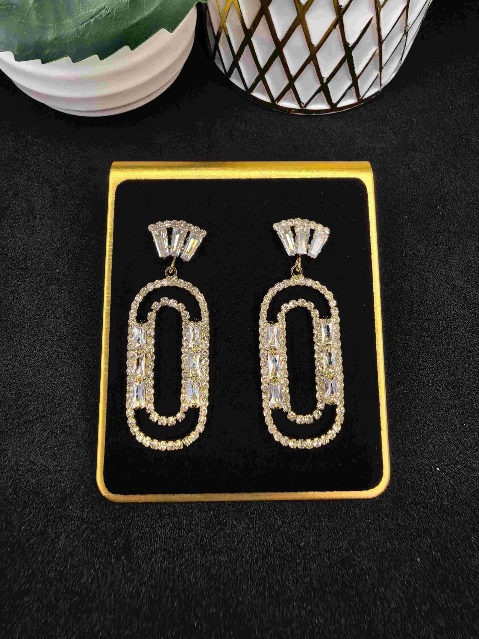 Gold Plated Silver Stone Earings for Women | মহিলাদের জিওমেট্রিক স্টাইল ক্রিস্টাল গোল্ডেন ইয়াররিংস পার্টি ও উৎসবের জন্য - Image 5