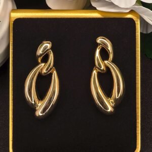 Gold plated twisted hoop clip on earings-গোল্ড-প্লেটেড টুইস্ট হুপ ক্লিপ-অন ইয়াররিংস, পার্টি ও বিয়েতে স্টাইলের জন্য