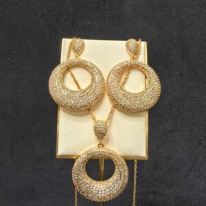 Gold plated with diamond cut stone necklace for women-মহিলাদের জন্য গোল্ড-প্লেটেড নেকলেস, ডায়মন্ড কাট স্টোনসহ, পার্টি, বিয়ে ও উৎসবের জন্য