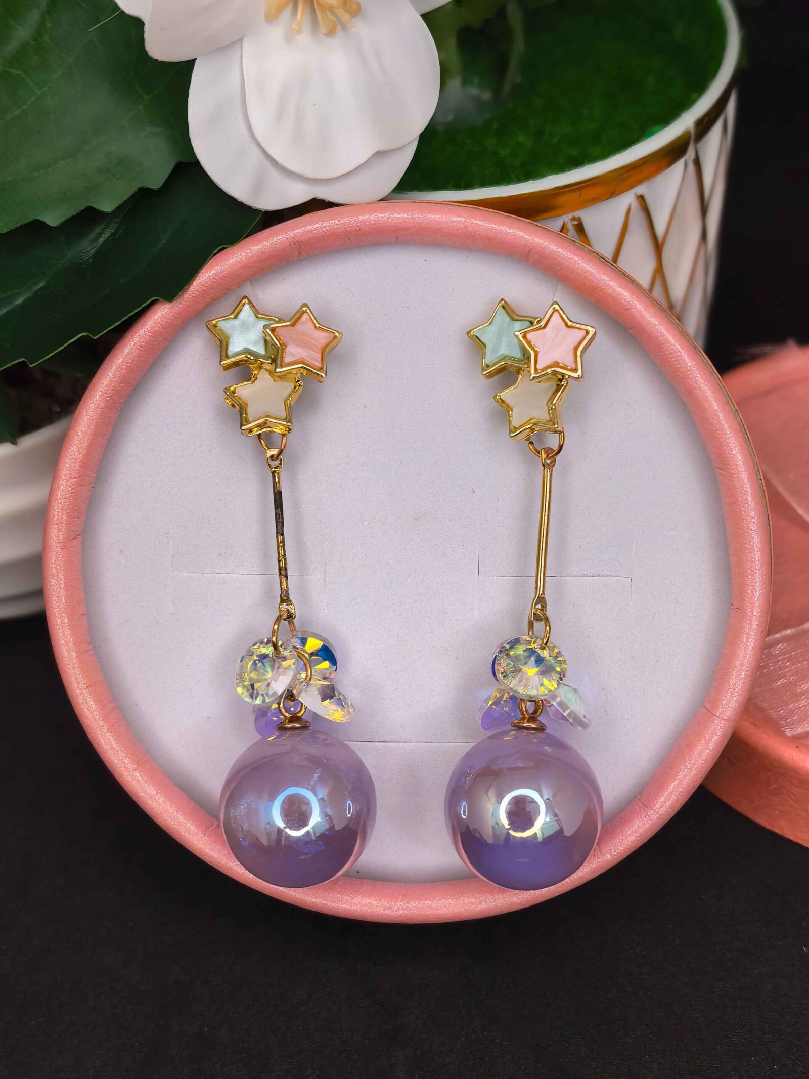 Gold Tone Earings with Acrylic Star Pearl Like Beads for Women | মহিলাদের রঙিন স্টার ও পার্ল বীড গোল্ডেন কানের দুল পার্টি ও ডেইলি ব্যবহারের জন্য - Image 3
