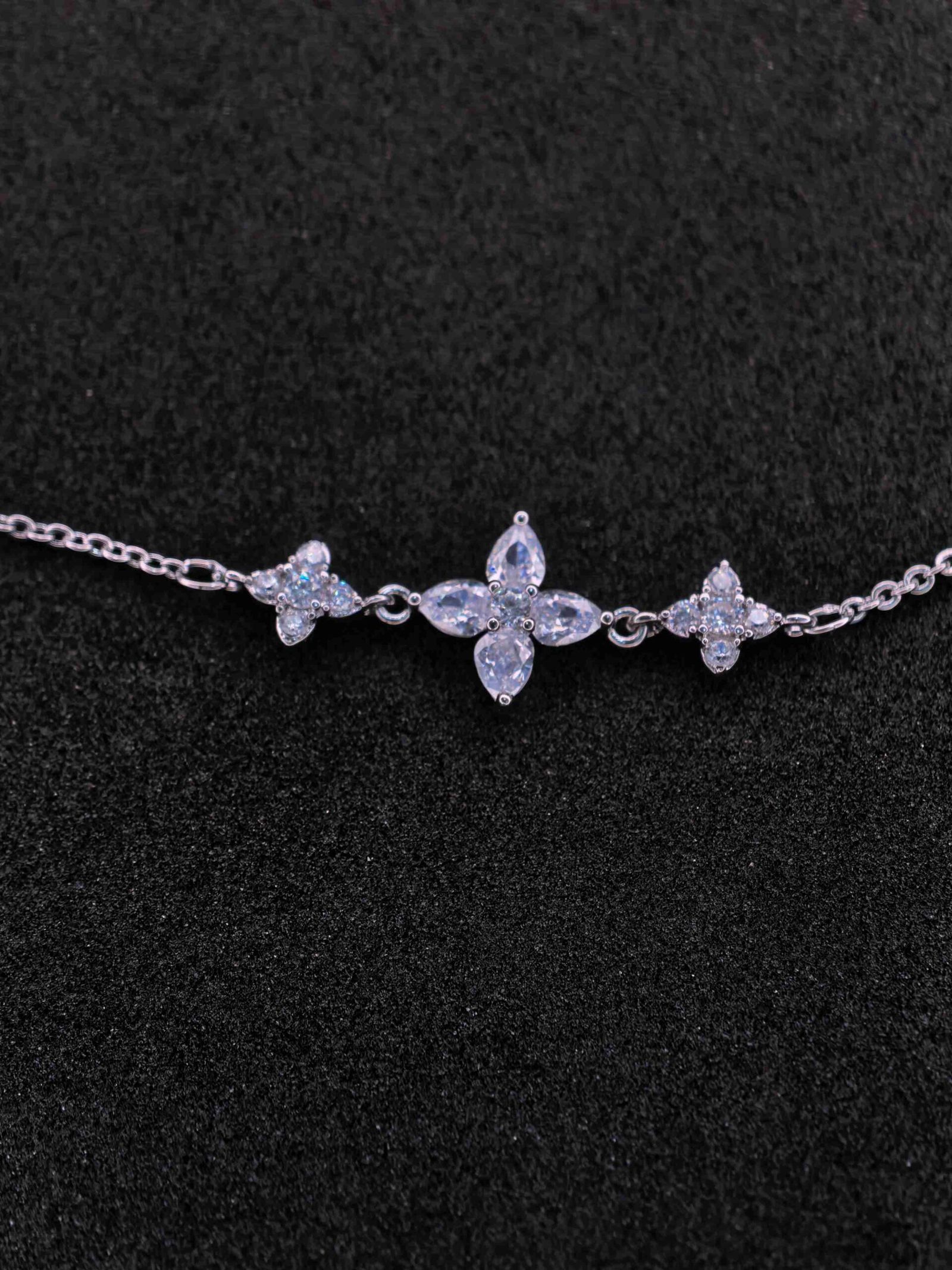 Silver Plated Diamond Stone Anklet for Women | মহিলাদের ট্রিপল বাটারফ্লাই চার্ম সিলভার পায়েল পার্টি ও উৎসবের সাজের জন্য - Image 3