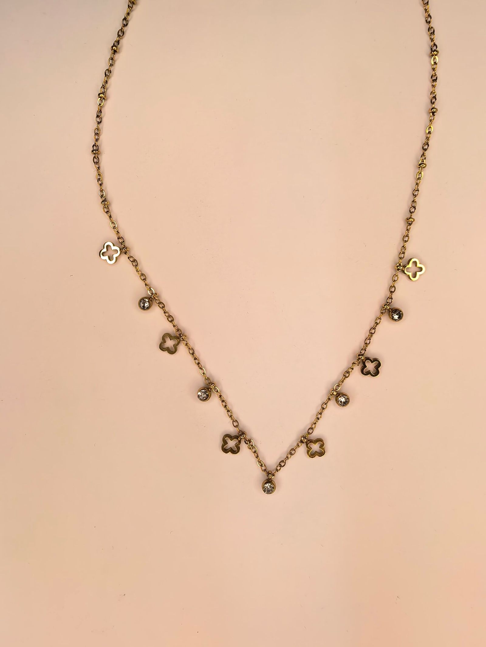 One piece gold plated necklace with small stone for women-মহিলাদের জন্য এক-পিস গোল্ড-প্লেটেড নেকলেস, ছোট স্টোনসহ পার্টি ও উৎসবের জন্য - Image 3