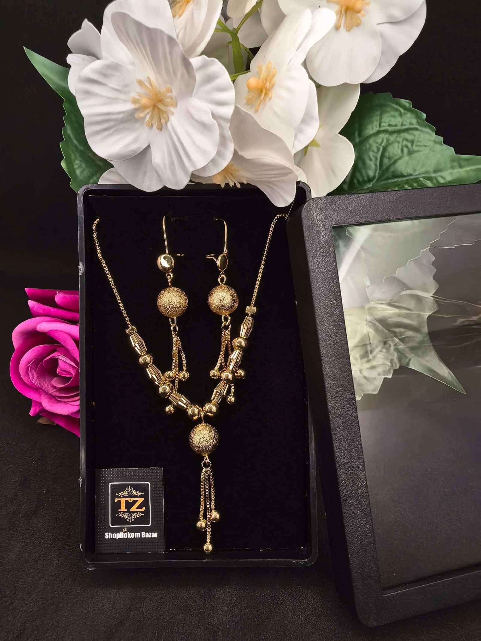 Two pieces gold plated necklace set party wear for women-মহিলাদের জন্য ২-পিস গোল্ড-প্লেটেড নেকলেস সেট, পার্টি, বিয়ে ও উৎসবের জন্য - Image 2