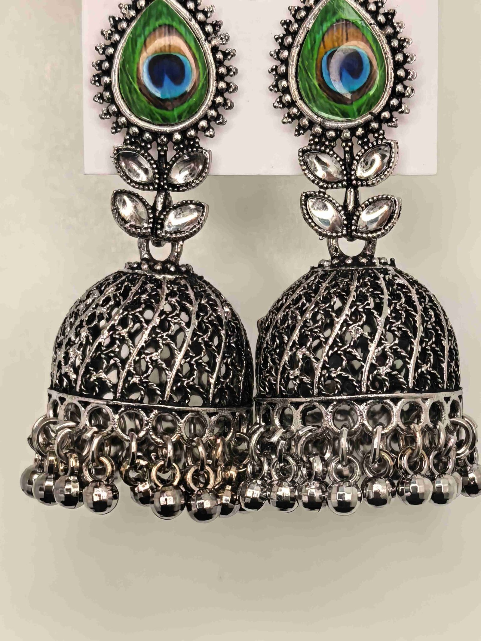 Oxidized silver peacock feather jhumka earrings-মহিলাদের অক্সিডাইজড সিলভার পীকক ফেদার ঝুমকা, পার্টি ও বিয়েতে স্টাইলের জন্য - Image 3