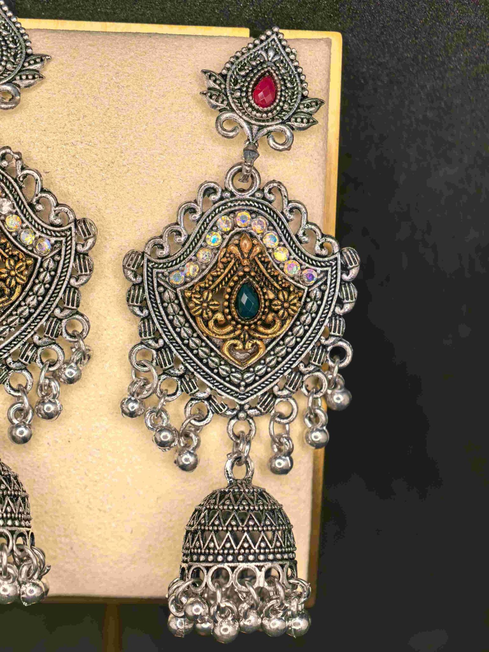 Traditional Indian Ethnic Earrings with Red and Green Stones | মহিলাদের ট্র্যাডিশনাল এথনিক ইয়াররিংস পার্টি ও বিয়ের জন্য - Image 3