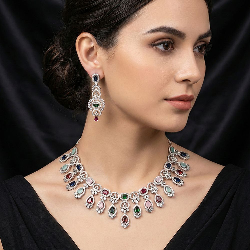 2 Pieces Diamond Cut Necklace Set for Women | মহিলাদের পার্টি, ফ্যাশন ও বিয়ের জন্য স্টাইলিশ ডায়মন্ড কাট নেকলেস সেট - Image 3