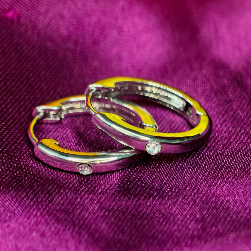 Gold & Silver Plated 3 Set Earrings Combo – মহিলাদের জন্য ৩ জোড়া প্রিমিয়াম বাটারফ্লাই ইয়ারিং কম্বো সেট - Image 9