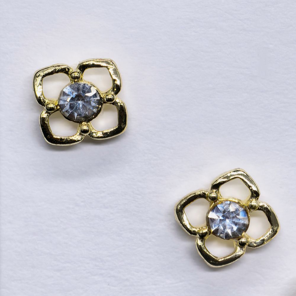 Gold plated 3set earings combo | মহিলাদের স্টাইলিশ স্টাড ও ঝুলন্ত ইয়াররিং সেট - Image 4