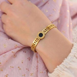 Gold Plated Black Circle Bracelet