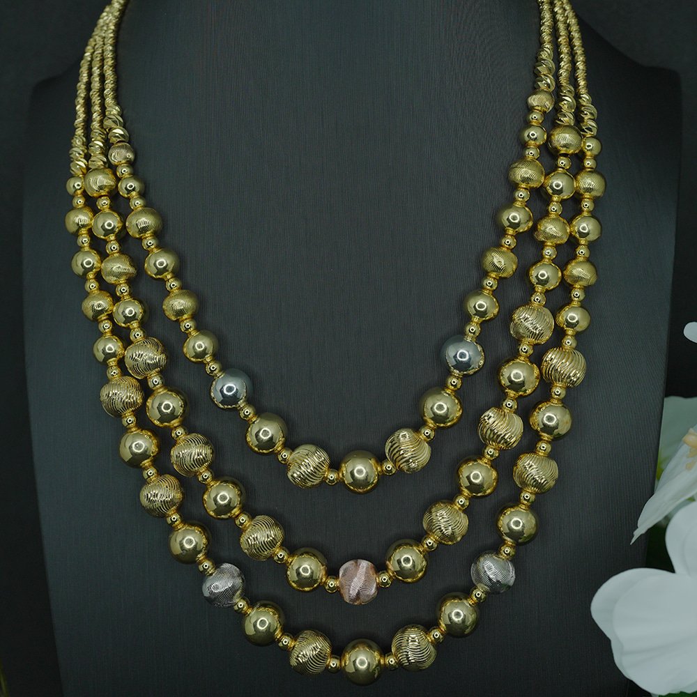 Gold Plated Chain Necklace with Ball – মহিলাদের জন্য স্টাইলিশ গোল্ড প্লেটেড বল পেন্ডেন্ট চেইন নেকলেস