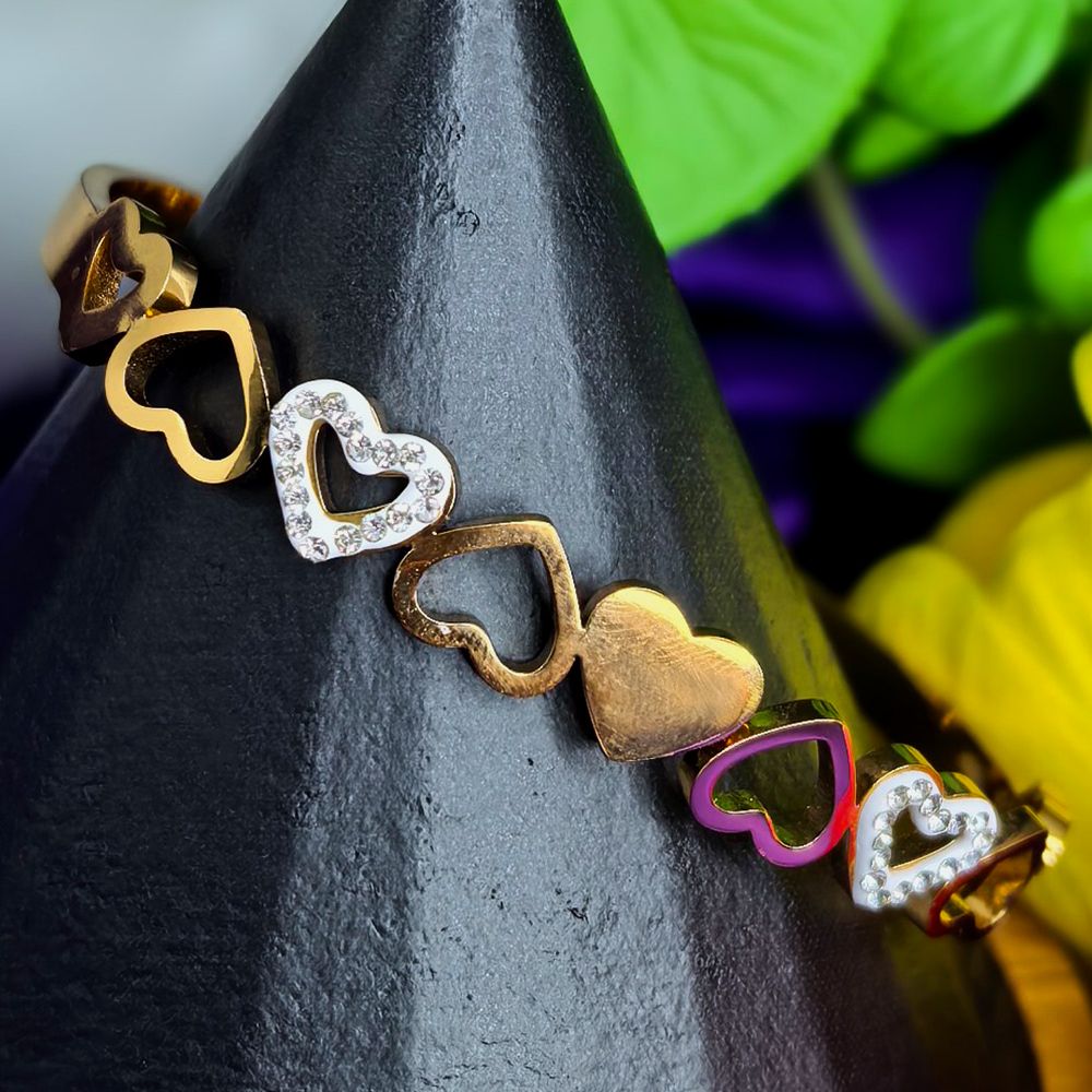 Gold-Tone Heart Link Bracelet with Diamond Accents – মহিলাদের জন্য স্টাইলিশ গোল্ড-টোন হার্ট লিঙ্ক ব্রেসলেট - Image 2