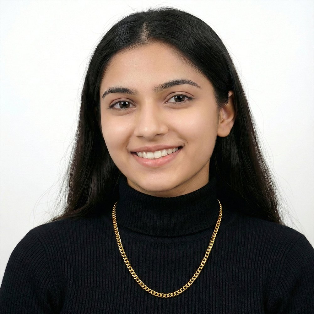 Gold-Tone Stainless Steel Chain Necklace – মহিলাদের জন্য এলিগ্যান্ট, স্টাইলিশ ও মিনিমাল গোল্ড টোন চেইন নেকলেস - Image 2