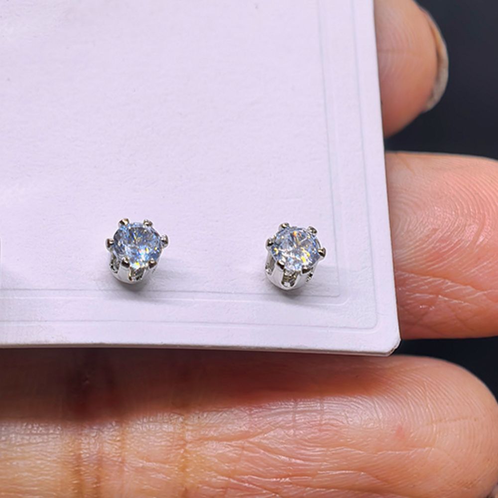 Gold & Silver Plated 3 Set Earrings Combo – মহিলাদের জন্য ৩ জোড়া প্রিমিয়াম ইয়ারিং কম্বো সেট - Image 6