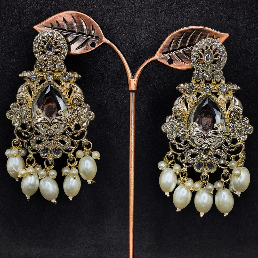 Kundan Earrings White Stone and Pearl – মহিলাদের জন্য কুন্দন হোয়াইট স্টোন ও পার্ল ইয়ারিং - Image 3