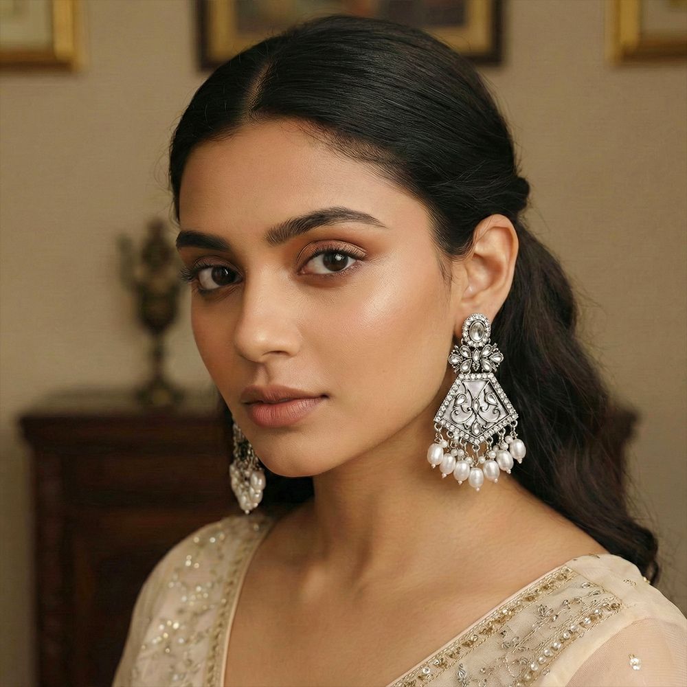 Oxidized Plated Earrings with Crystal Stone and Pearl – মহিলাদের জন্য অক্সিডাইজড সিলভার পার্ল ঝুমকা ইয়ারিং - Image 2