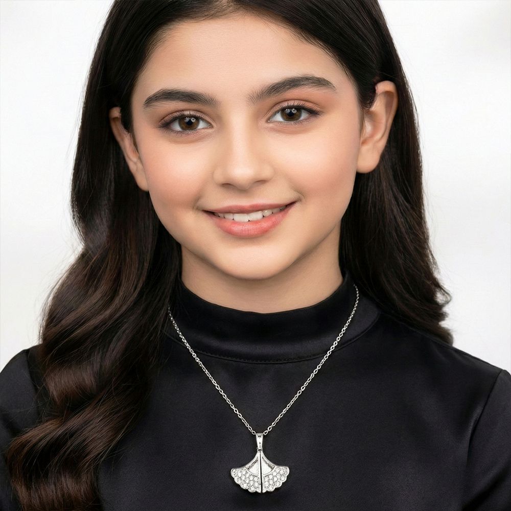 Silver double-layer stainless steel butterfly pendant necklace – প্রিমিয়াম স্টেইনলেস স্টিল বাটারফ্লাই পেনডেন্ট নেকলেস - Image 2