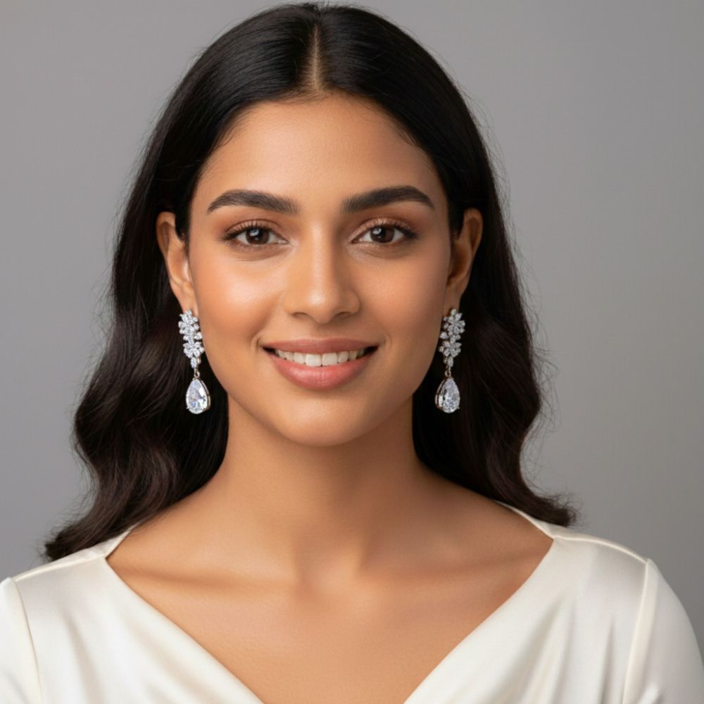 Crystal Floral Design Earrings for Women | মহিলাদের পার্টি, ফ্যাশন ও বিয়ের জন্য স্টাইলিশ ক্রিস্টাল ফ্লোরাল ইয়াররিং - Image 3