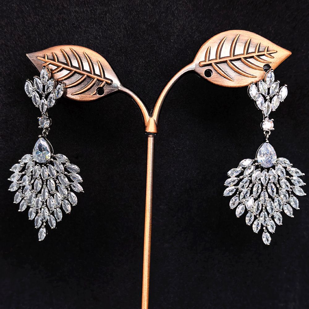 Crystal Leaf Design Earrings for Women | মহিলাদের পার্টি, ফ্যাশন ও বিয়ের জন্য স্টাইলিশ ক্রিস্টাল লিফ ইয়াররিং - Image 6