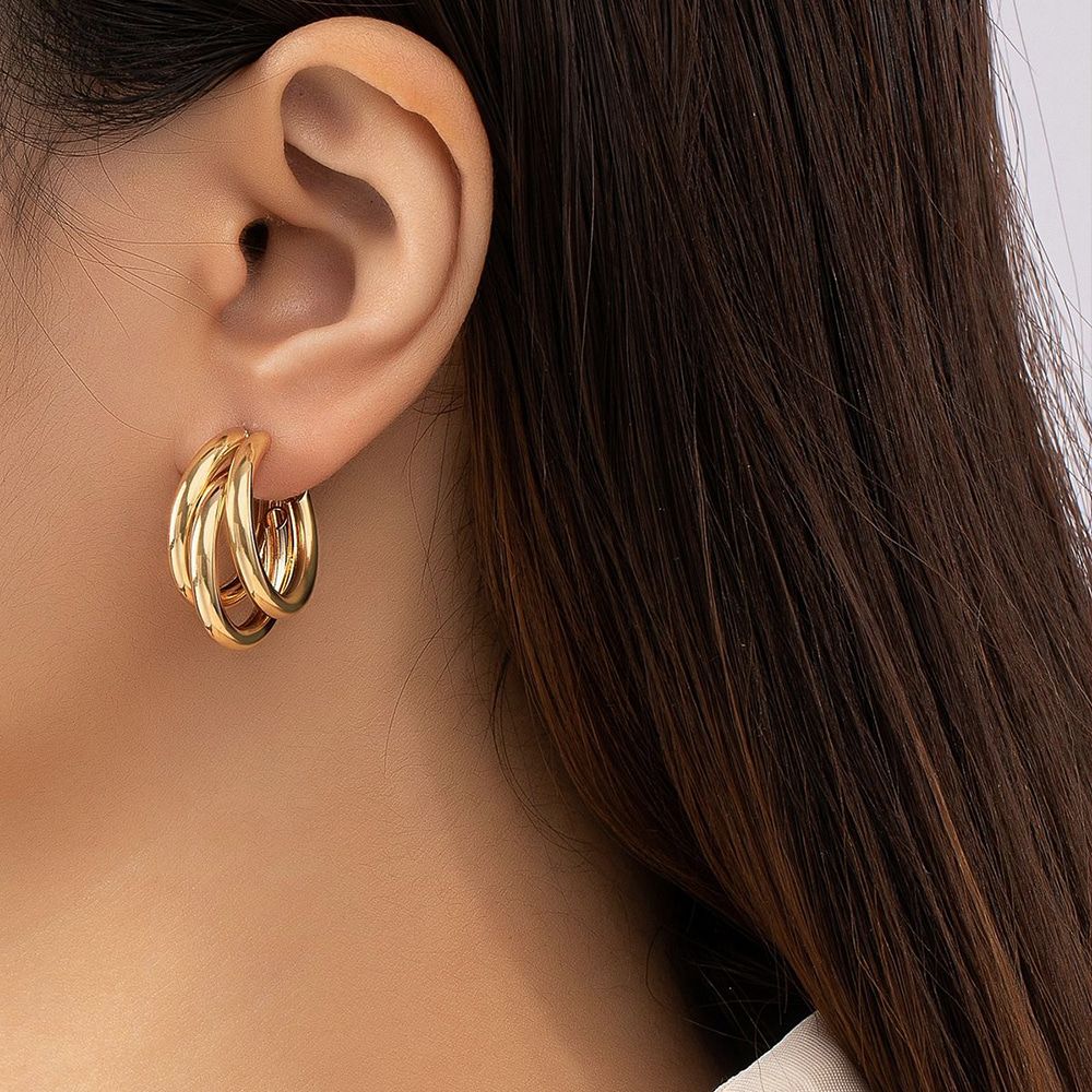 Trendy six pair earring pack featuring various designs for women.