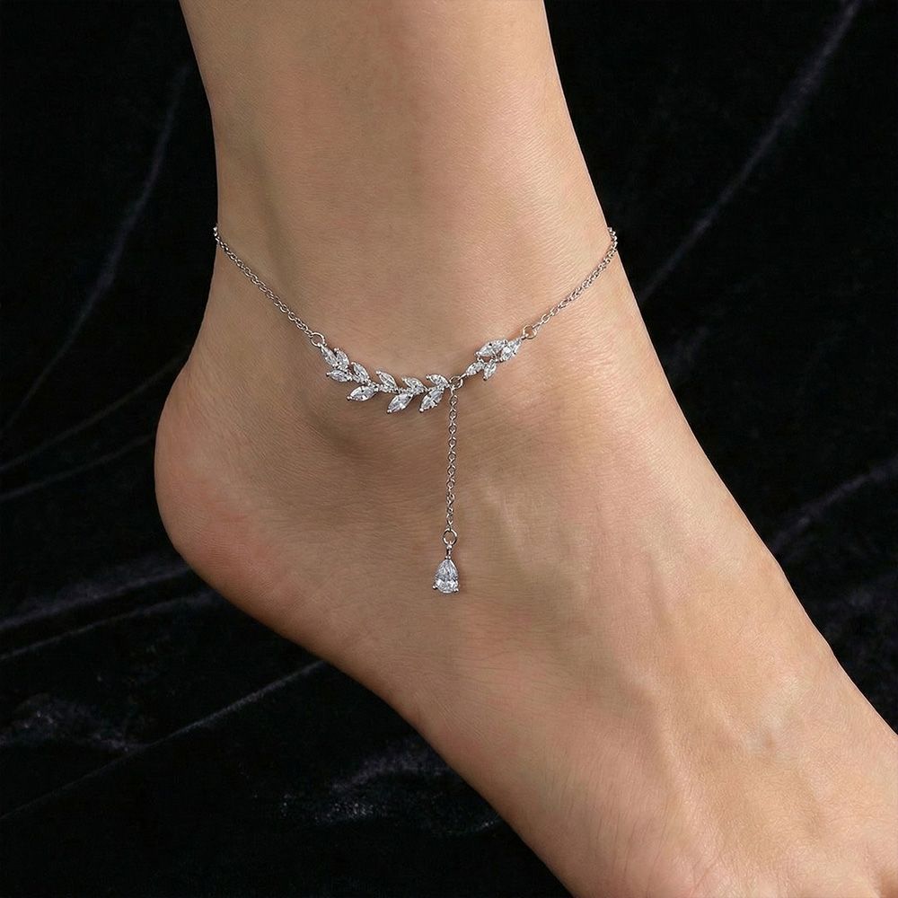 Silver plated diamond cut stone fashion anklet for women – মহিলাদের জন্য লিফ মোটিফ স্টাইলিশ সিলভার পায়েল