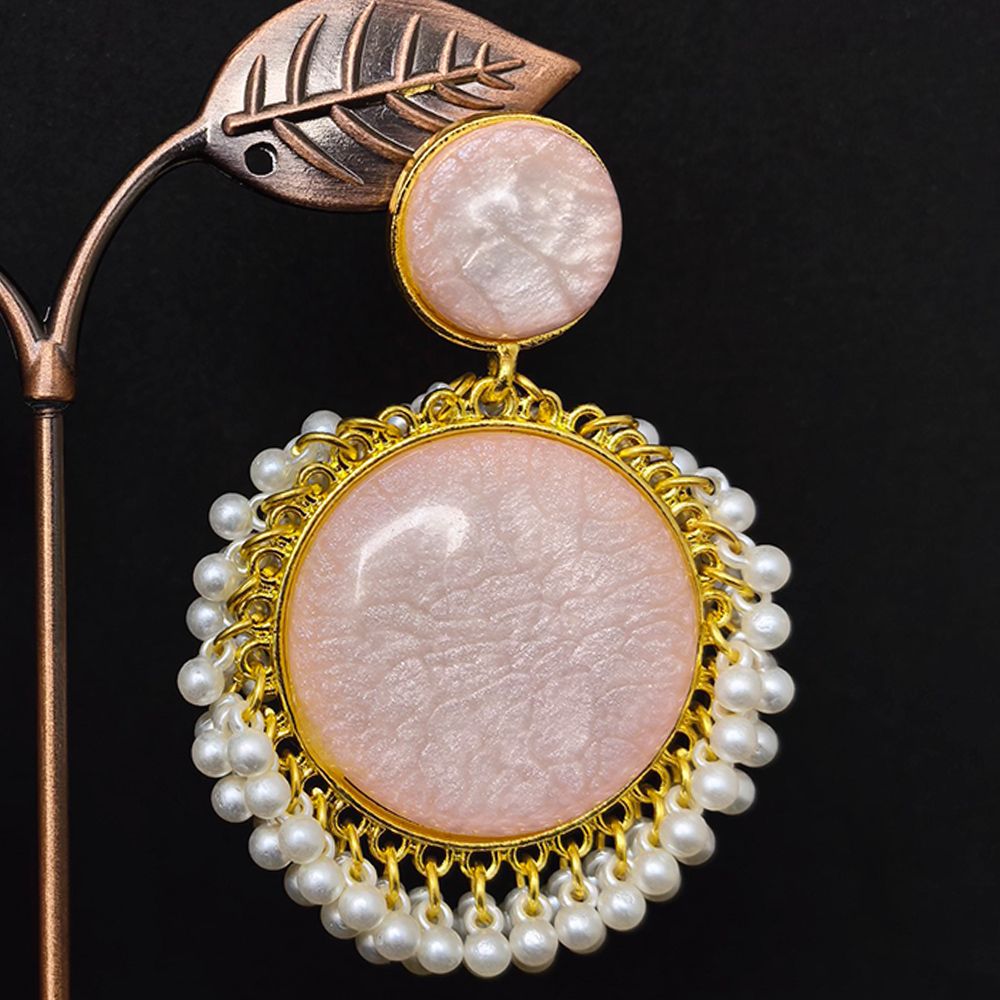 Gold plated kundan traditional earrings – মহিলাদের জন্য রাজকীয় কুন্দন ও পার্ল চ্যান্ডেলিয়ার ইয়াররিং - Image 4