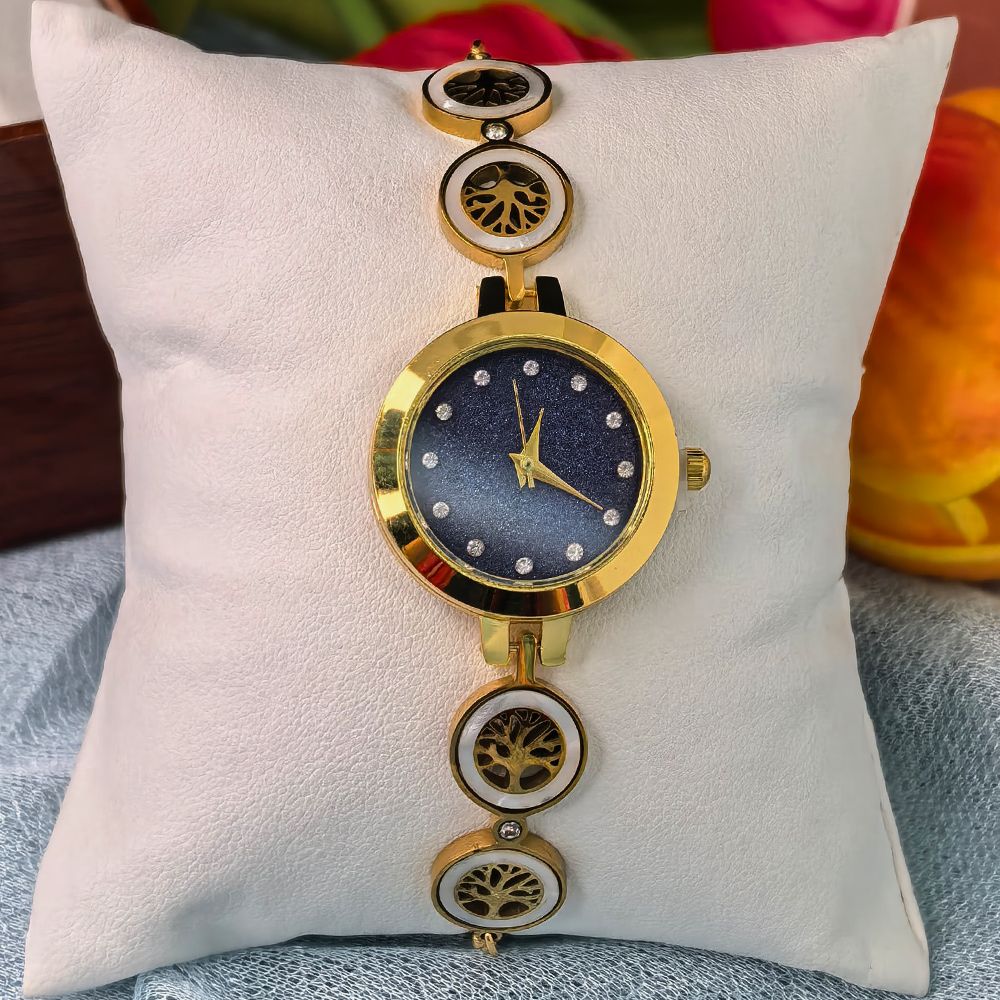 Women's gold toned quartz bracelet watch – মহিলাদের জন্য রাজকীয় ব্রেসলেট ঘড়ি ও ফ্লোরাল ওয়াচ কালেকশন - Image 4