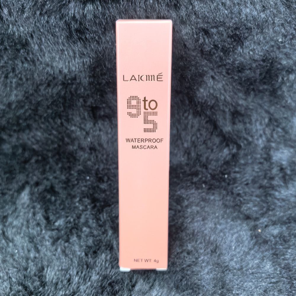 Pink Waterproof Mascara LAKMÉ 9 to 5 – Long‑Lasting Volume All-Day