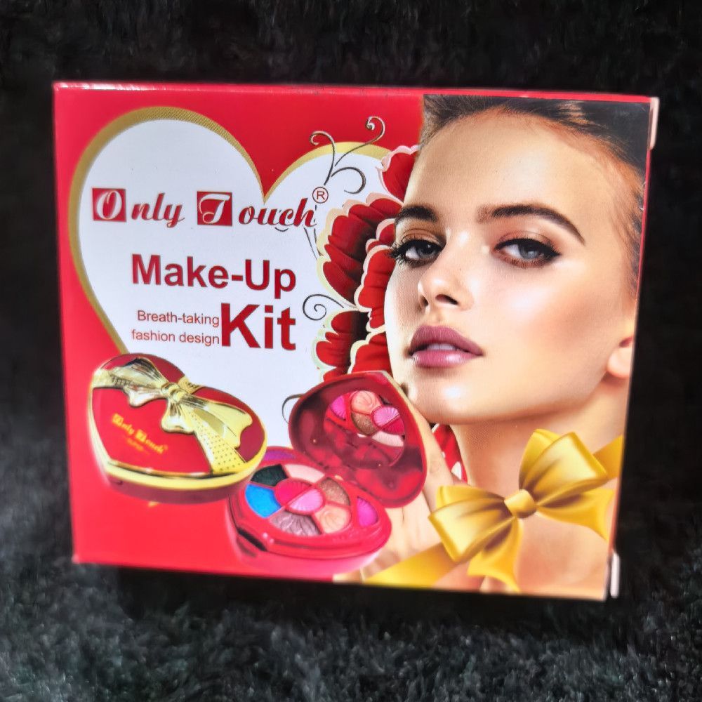 Only Touch Heart Pattern Cardboard Make-Up Kit Palette