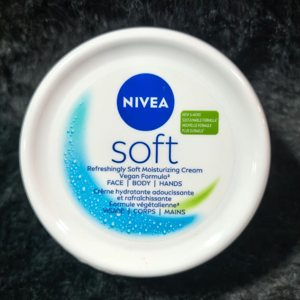 NIVEA Soft Refreshingly Soft Moisturizing Cream Face Body Hands