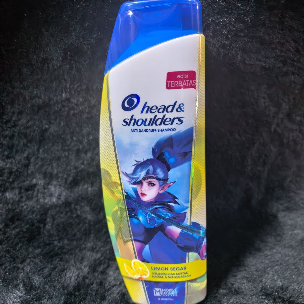 Head & Shoulders Anti-Dandruff Shampoo Lemon Segar Edisi Terbatas