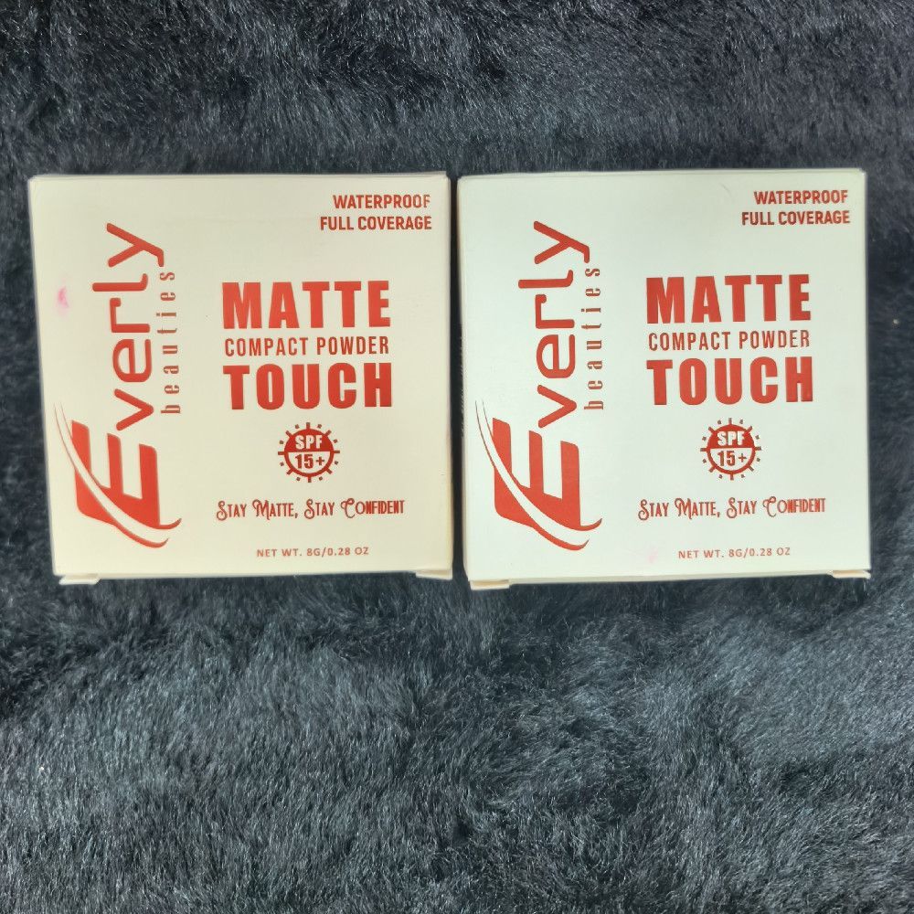 Everly Beauties Matte Compact Powder Waterproof Full Coverage Cream Red