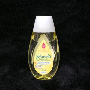 Johnson's Baby Bath 100 mL – Gentle Moisturising for Newborn Skin