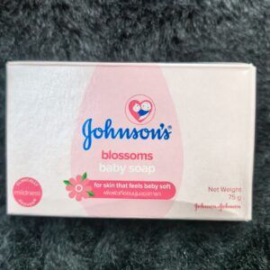 Johnson's Blossoms Baby Soap 75 g Mild Cleansing for Soft Skin