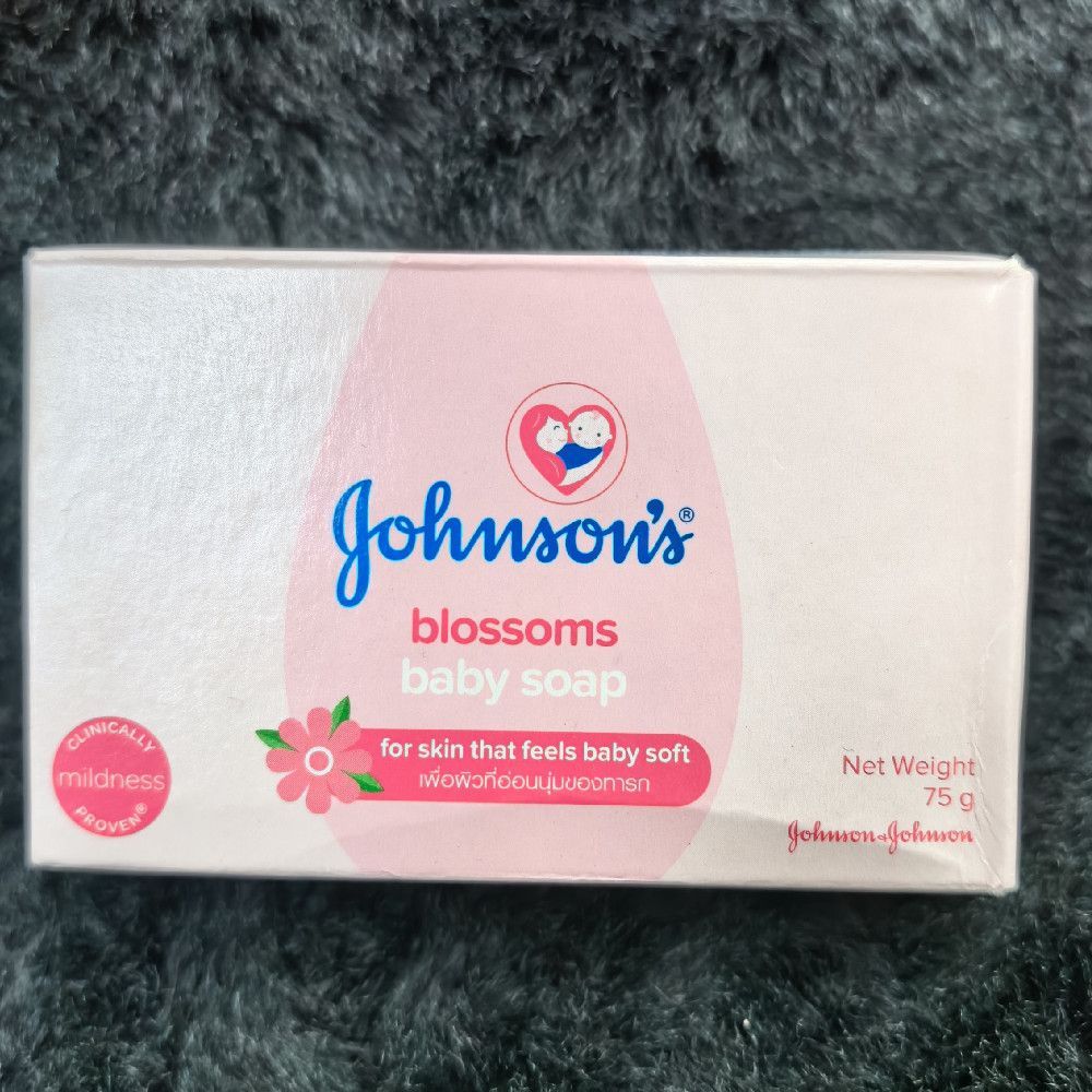 Johnson’s Blossoms Baby Soap 75 g Mild Cleansing for Soft Skin