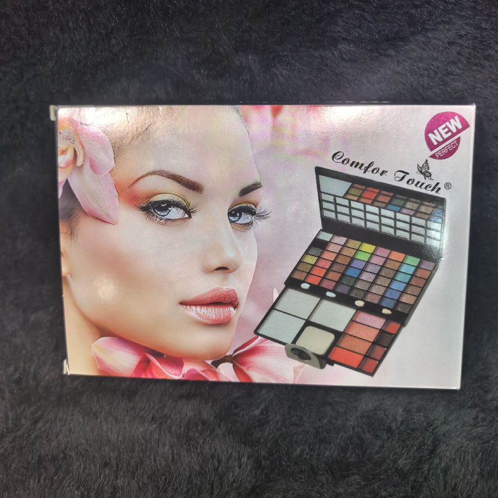 Plastic Compact Multi-Colour Grid Makeup Palette – Black White Pink Red