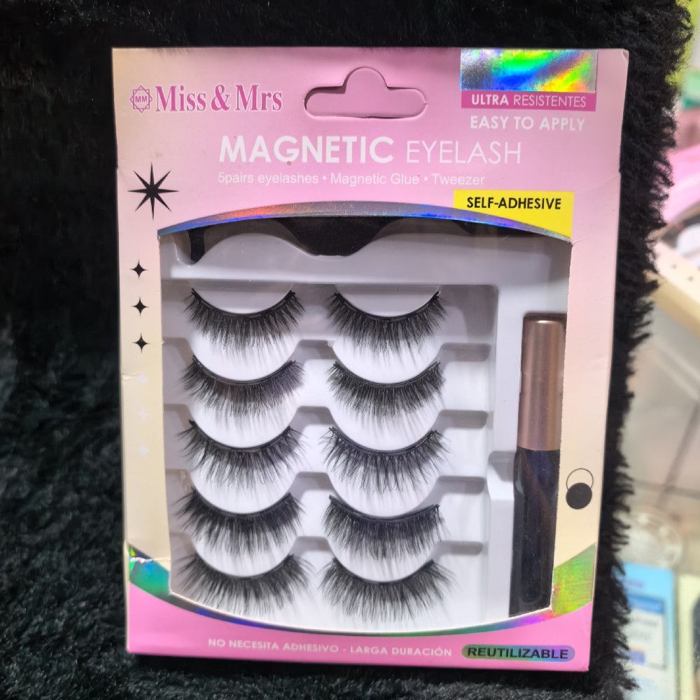 Miss & Mrs Magnetic Eyelashes Kit with 5 Pairs and Magnetic Glue