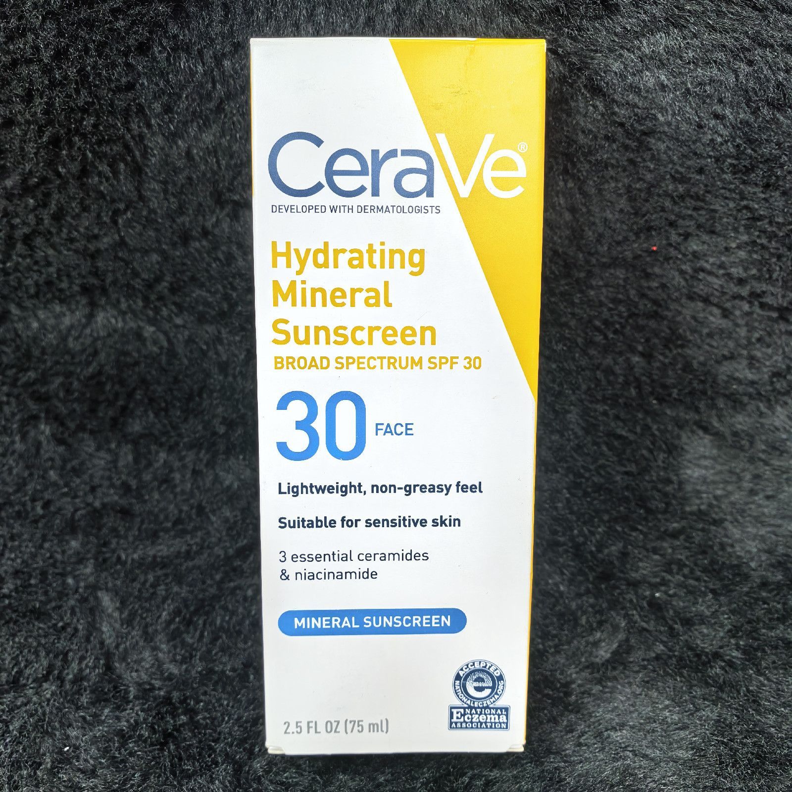 CeraVe Hydrating Mineral Sunscreen SPF 30 Face – Spectrum Protection