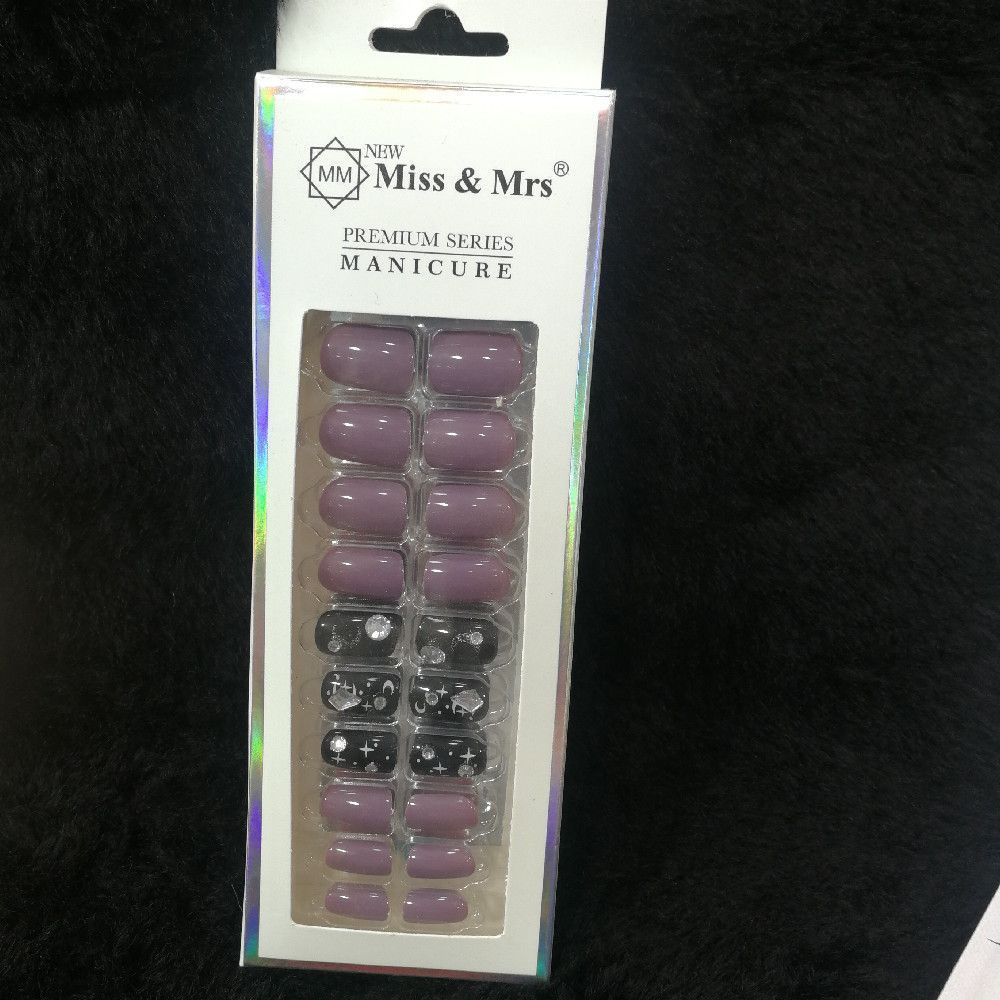 Miss & Mrs Premium False Nails – Pink, Black & White Plastic Star Moon