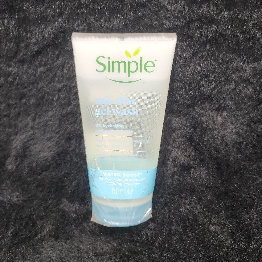 Simple Micellar Gel Wash 150 mL Face Cleanser – Water Boost colors