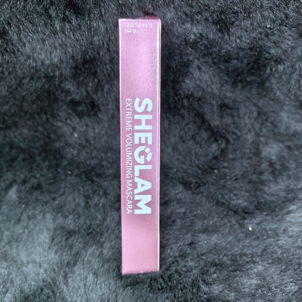 SHEGLAM Extreme Volumizing Mascara Pink & White 6.4ml Cardboard