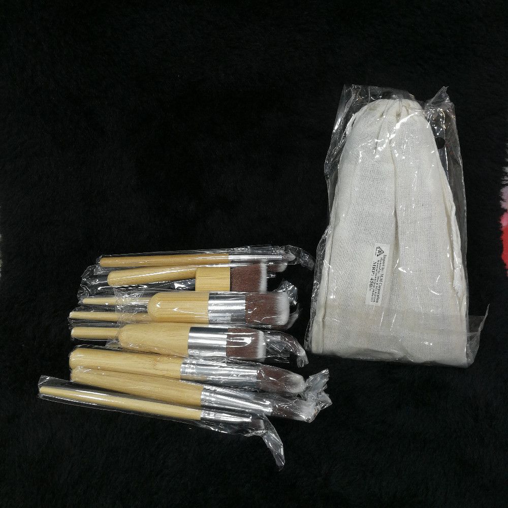 Makeup Brushes Set – Beige, Silver, Brown & White Wood Handles with Synthetic Bristles