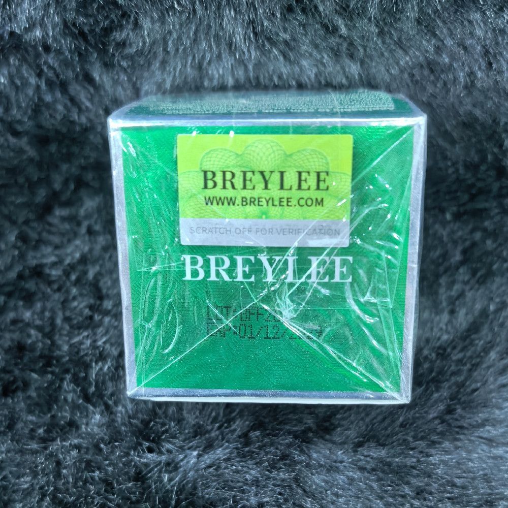 BREYLEE Green and White Paper Cream Box Skincare Packaging