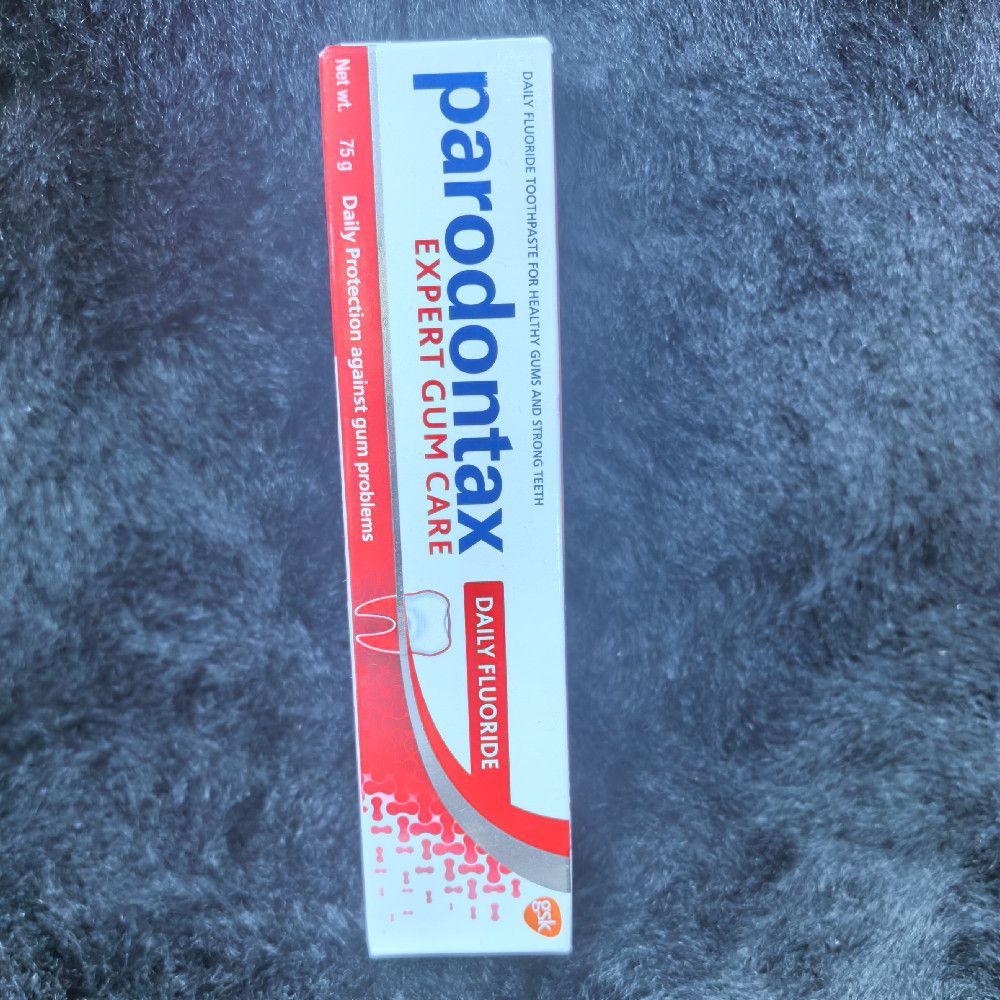 Parodontax Expert Gum Care Daily Fluoride Toothpaste Box 75g