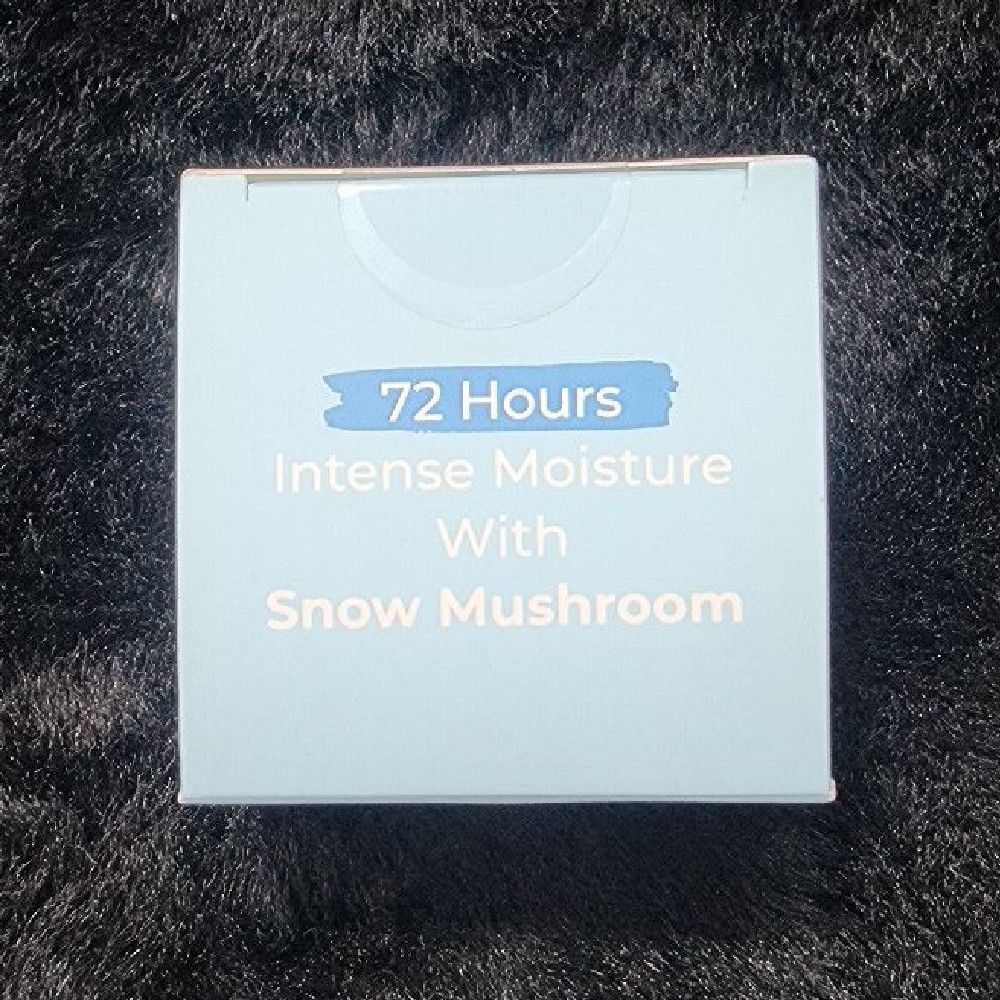 Intense Moisture Cream with Snow Mushroom – Light Blue & White Pack