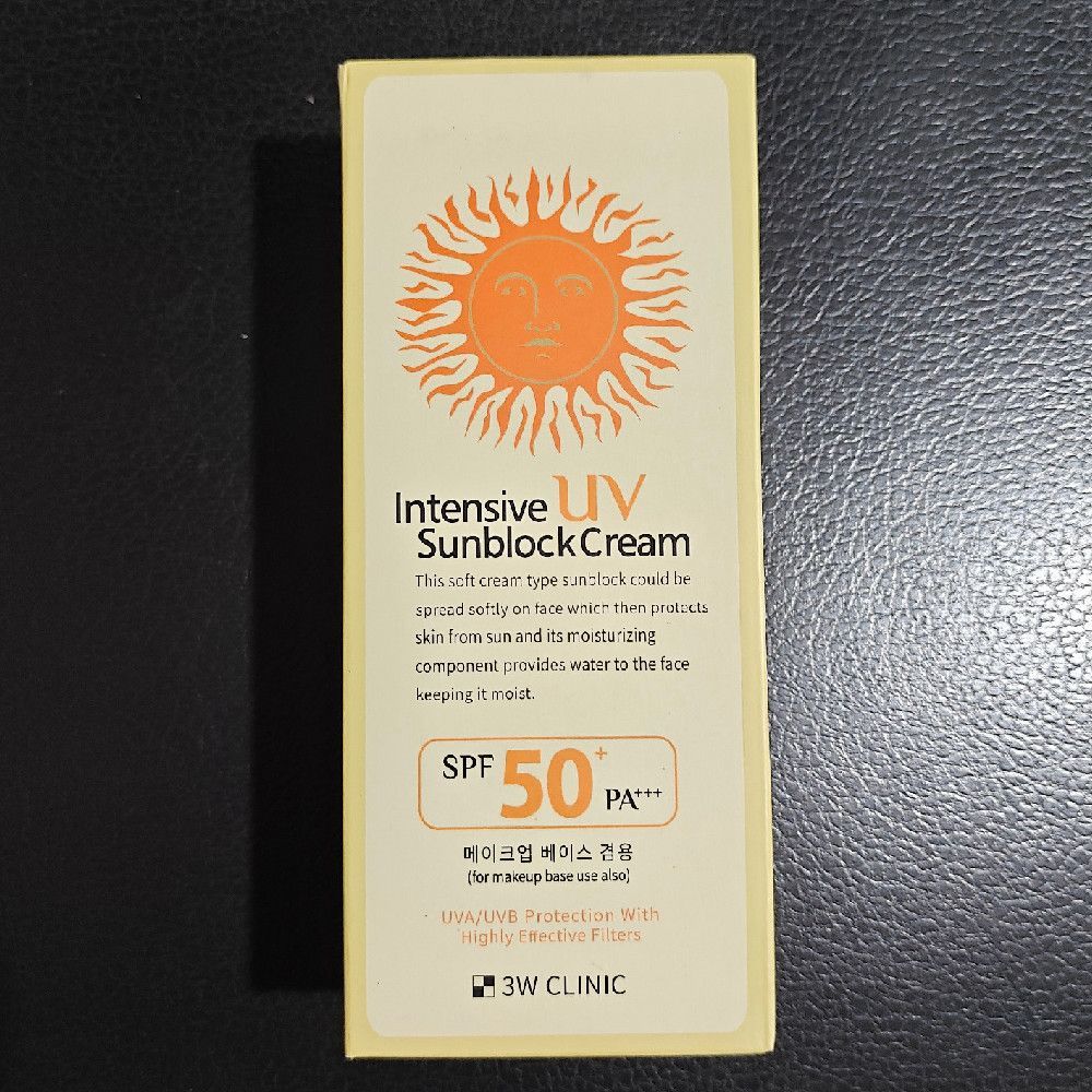 Intensive UV Sunblock Cream SPF 50+ PA+++ 3W CLINIC Sunscreen Cream