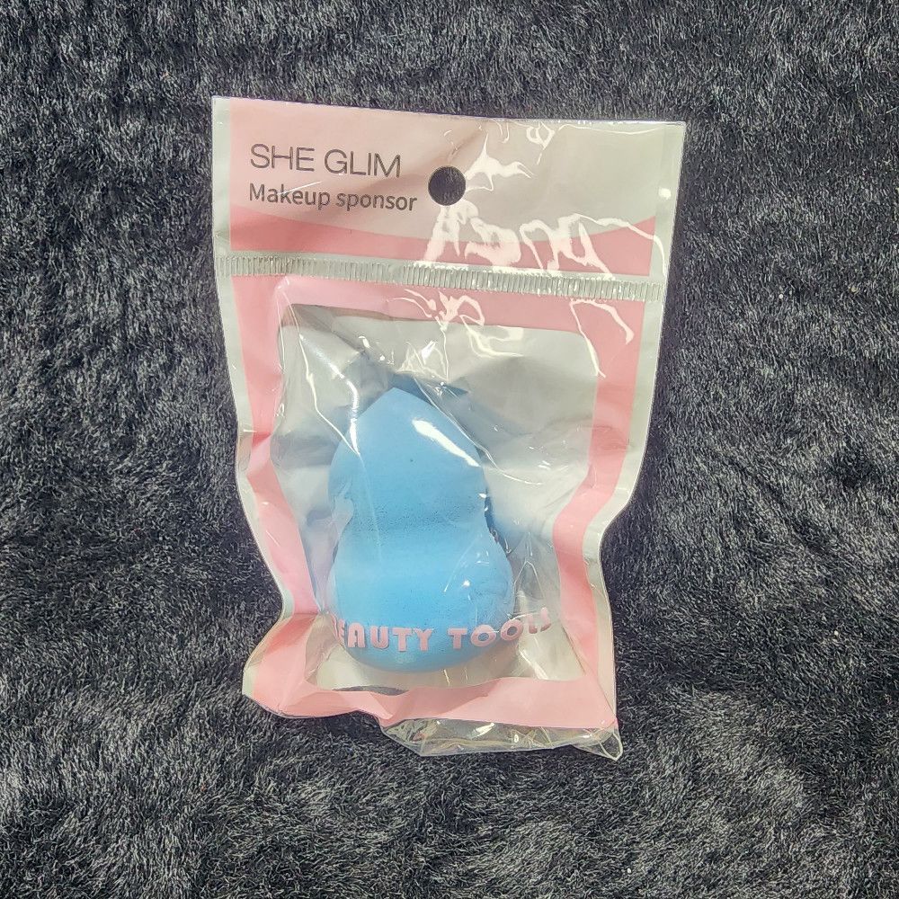 Blue Pink White Makeup Sponge Beauty Tool for Flawless Application